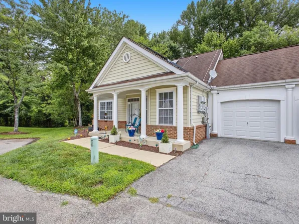 1 Rosebud Ct, Upper Marlboro, MD 20774