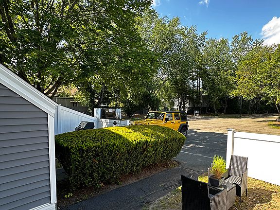 2nd image of 211 E Main St APT 26C
