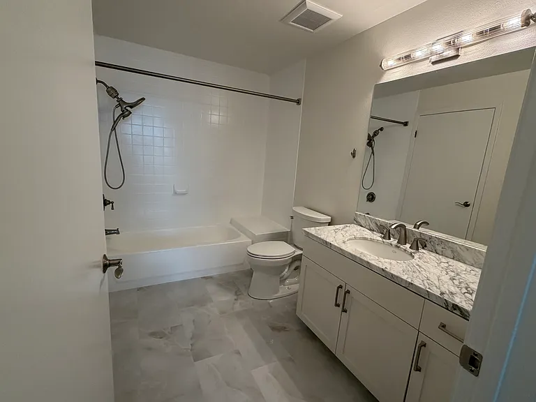 530 K St #714 — Photo 8