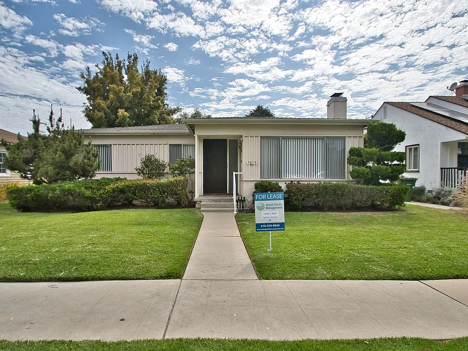 7817 Emerson Ave