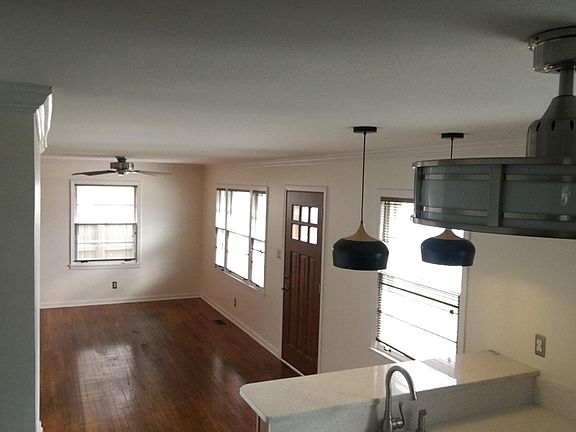 5th image of 1713 15th Ave S