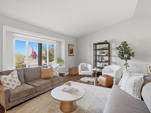 3rd image of 11865 S Maple Ridge Rd E