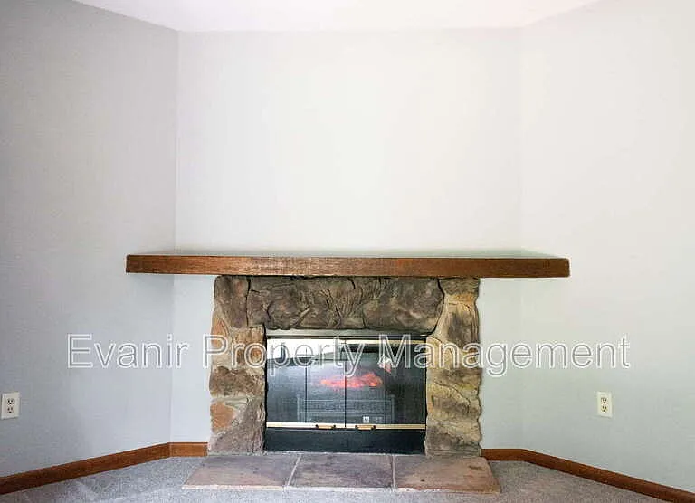 3160 Honeysuckle Dr — Photo 23