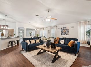3022 Sunday Song, San Antonio, TX 78245