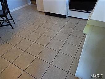 5th image of 2430 Orleans Ln