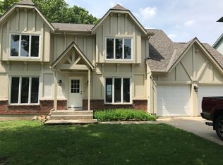 16132 W 79th Ter, Lenexa, KS 66219