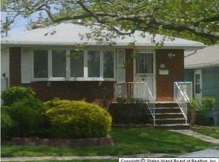 93 Clarke Ave, Staten Island, NY 10306