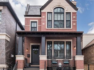 2023 W School St, Chicago, IL 60618