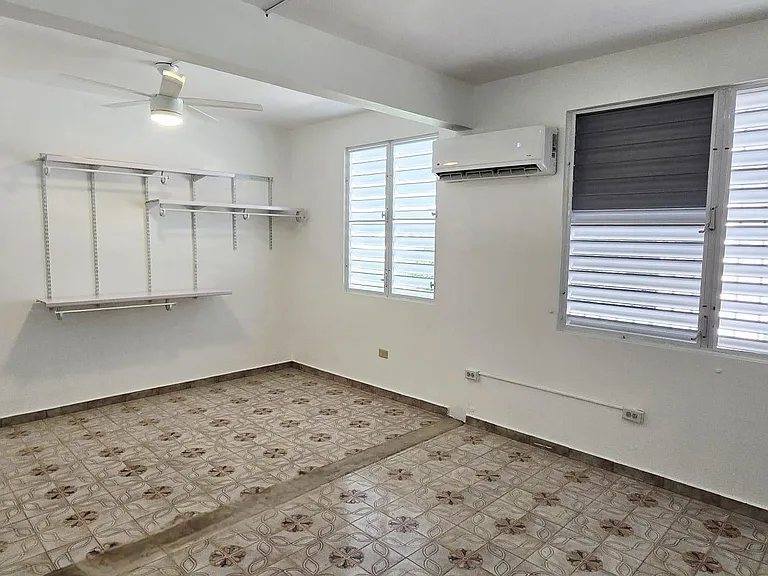 Carr #2 Urb. Villa Avelina — Photo 34