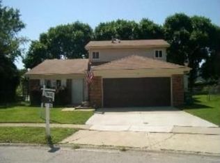 7 Kildeer Ct, Woodridge, IL 60517