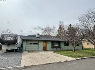 2404 Century Loop, La Grande, OR 97850