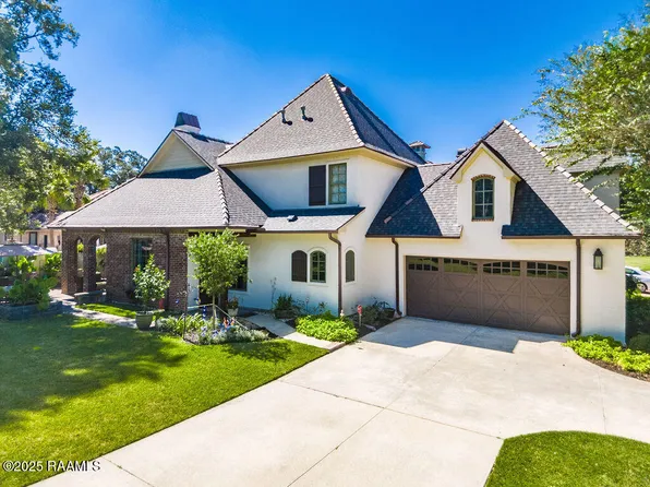 204 Opus One Dr, Broussard, LA 70518