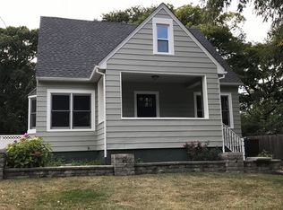 1184 Morton Ave, Elgin, IL 60120