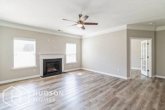 3rd image of 445 Ivy Chase Loop