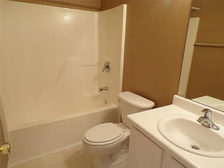 7540 Old Chapel — Photo 11