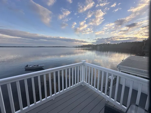 145 Staples Shore Rd, Lakeville, MA 02347