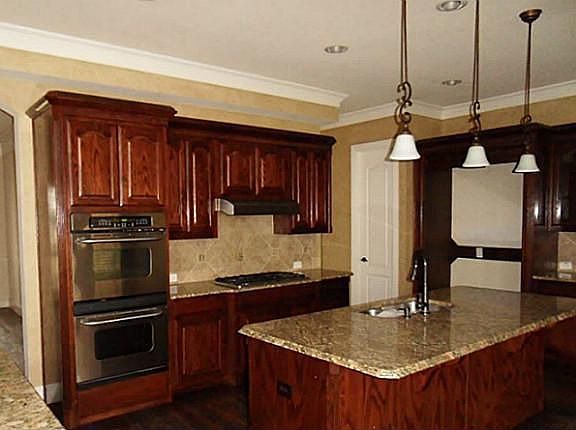 4th image of 6000 Dumont Ct