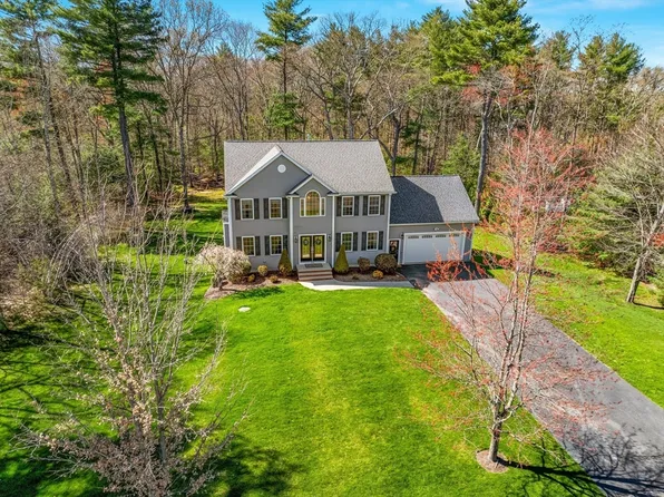 206 Burnside Ave, Seekonk, MA 02771
