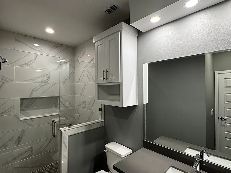 3704 Ventura Ave #1 — Photo 6
