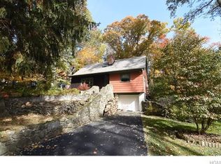 2 Pond Meadow Rd, Croton On Hudson, NY 10520