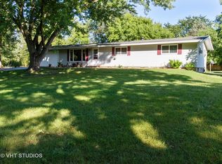 2911 W Rosedale Ave, McHenry, IL 60051