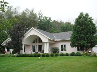 N6715 County Road I, Fredonia, WI 53021