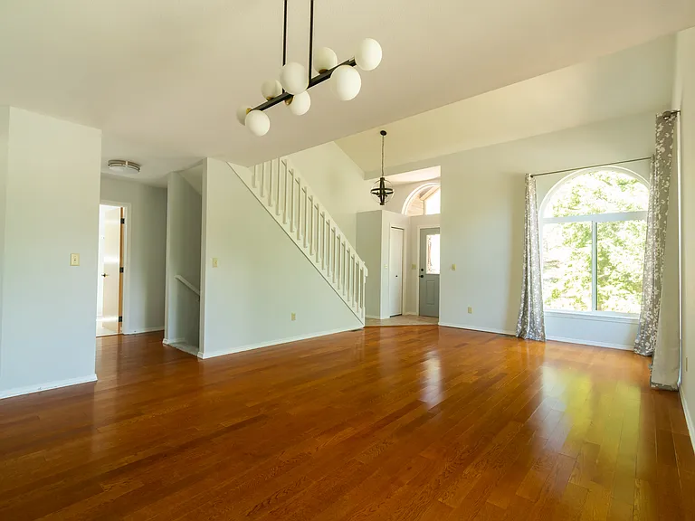 1360 Pinon Ridge Ct — Photo 43