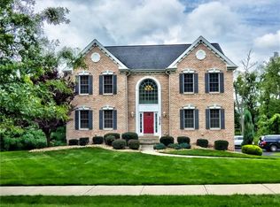 2035 Reis Run Rd, Pittsburgh, PA