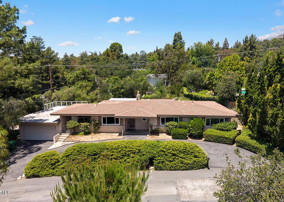 1st image of 1349 El Vago St