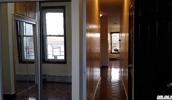 4th image of 1440 Herkimer St