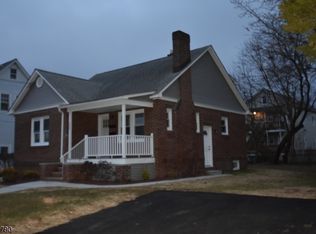 220 N 8th Ave, Manville, NJ 08835