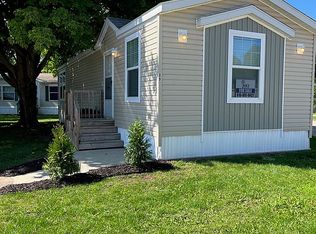 1800 W Main St #89, Lowell, MI 49331