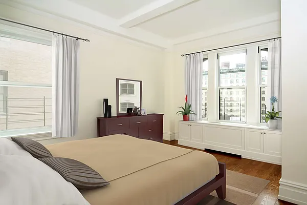 Rented by Halstead Real Estate | media 15