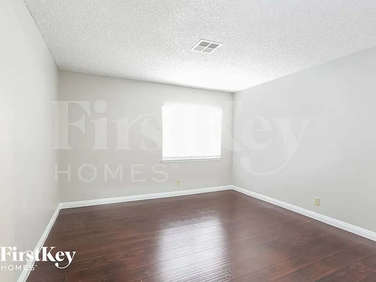 708 Purcell Dr — Photo 11