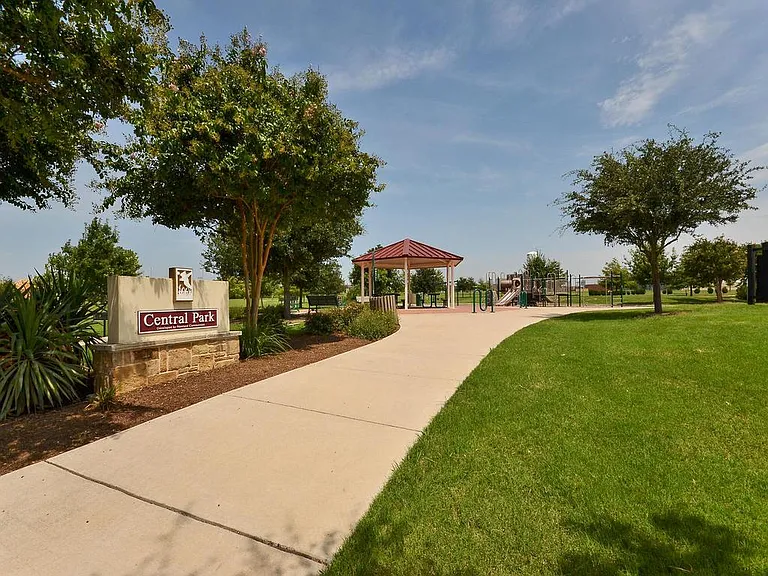 2617 Creeping Vine Ct — Photo 25