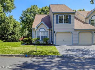 427 Dorchester Way, Manalapan, NJ 07726
