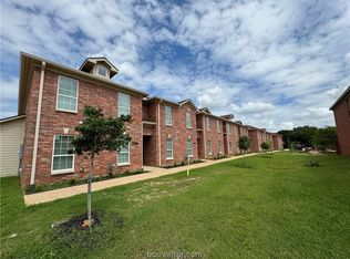 1556 Bennett St, Bryan, TX 77802