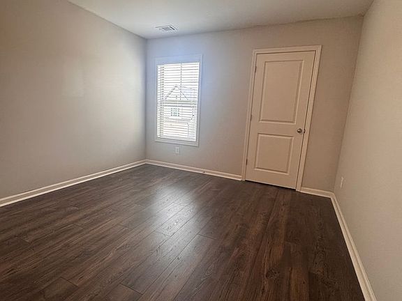 2nd image of 5619 Parkview Ln