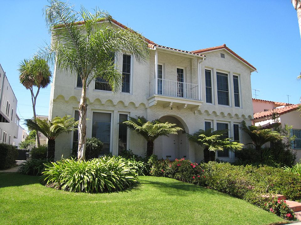 1st image of 459 S Palm Dr