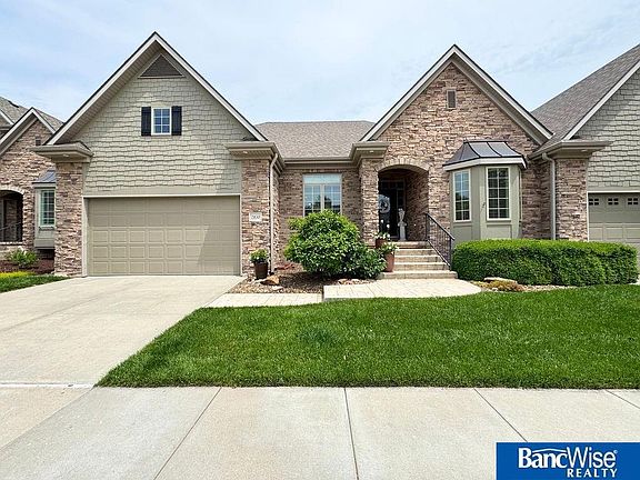 2nd image of 7830 Viburnum Dr