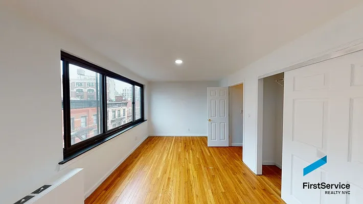 Rented by FirstService Realty (legacy) | media 7