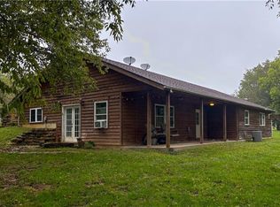 7712 State Route C, Rosendale, MO 64483