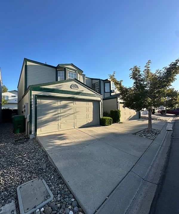 1st image of 3932 Village Dr