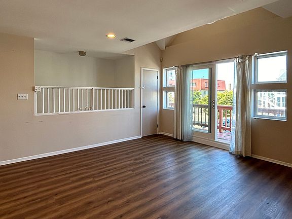 4th image of 240 E Broadway APT 2