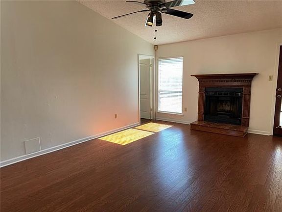 2nd image of 1712 Timberlane Estate Dr