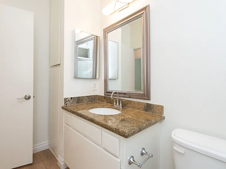 7007 Glasgow Ave #106 — Photo 15