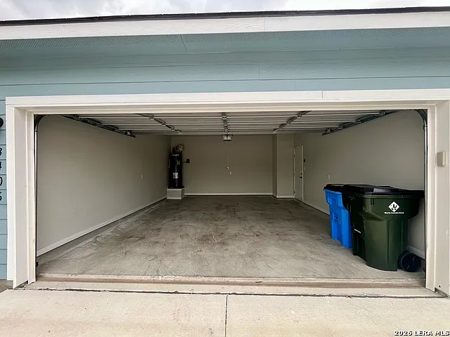 3406 Lindsay Ln — Photo 15