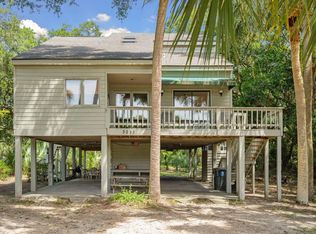3211 Myrtle St, Edisto Island, SC 29438