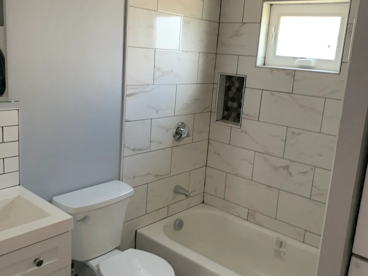 3 bed, $3,200 — Photo 3