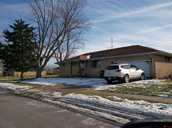 1341 Student Ave, Springfield, OH 45503